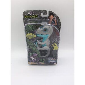 Discontinued WowWee Untamed Interactive Raptor by Fingerlings Razor - SLEDGE